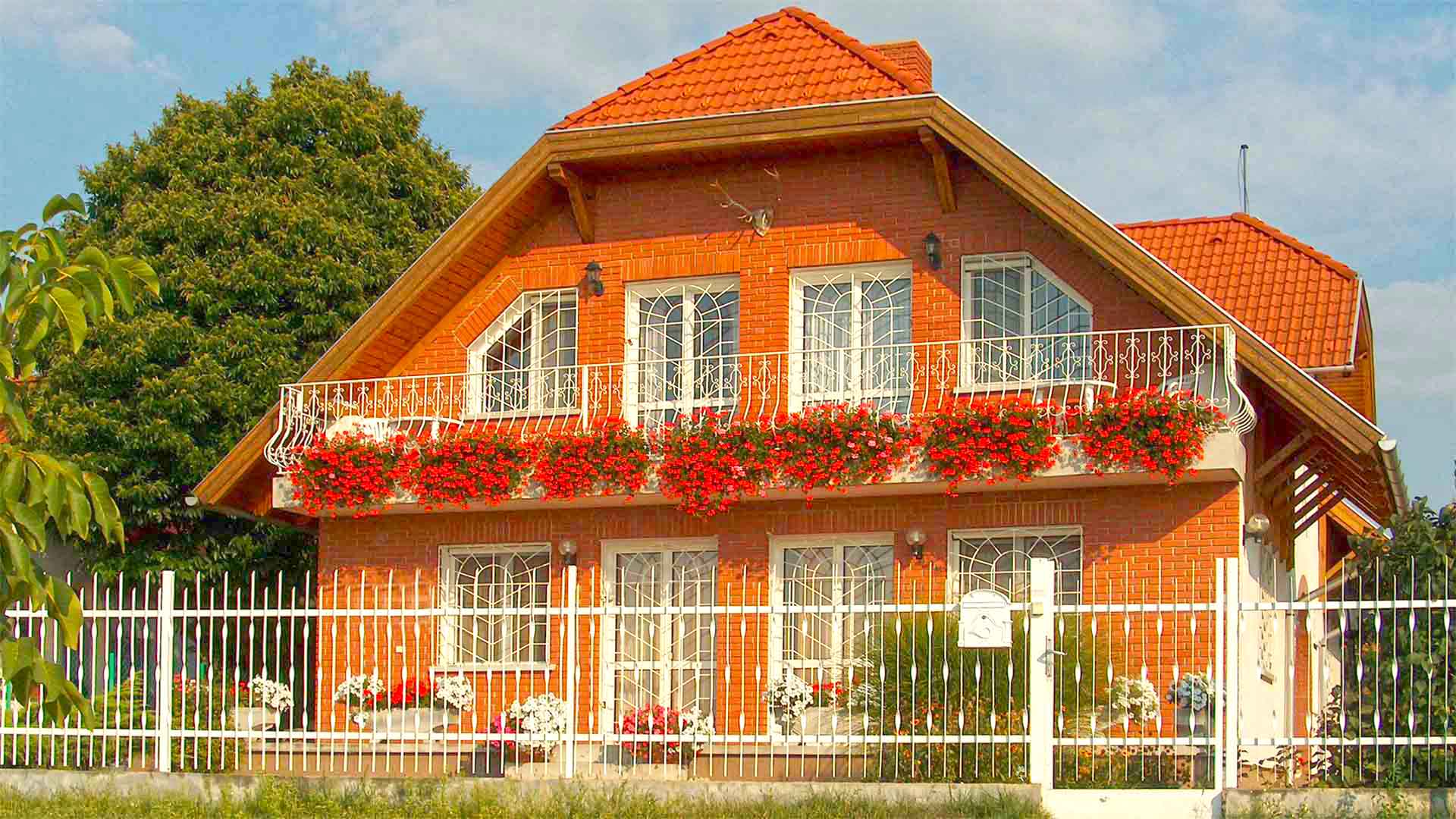 Szuperpanorámás cégüdülő, csak jól prosperáló vállalkozásnak Balatonvilágoson eladó